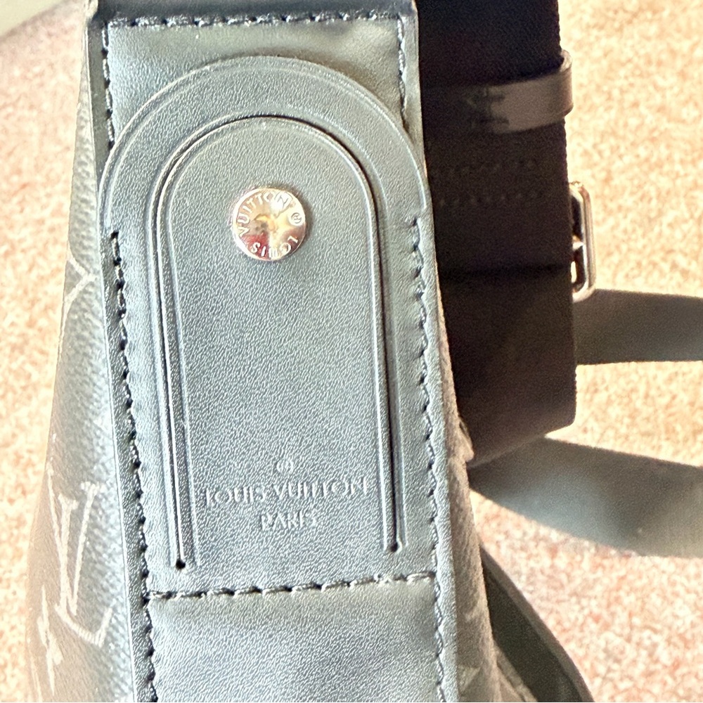 Louis Vuitton monogram Odyssey PM Men's Crossbody Bag - Picture 3 of 11